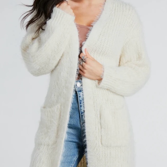 Sanctuary Sweaters - Sanctuary duster cardigan sweater.  Cream /Winter white.  Small. Pockets